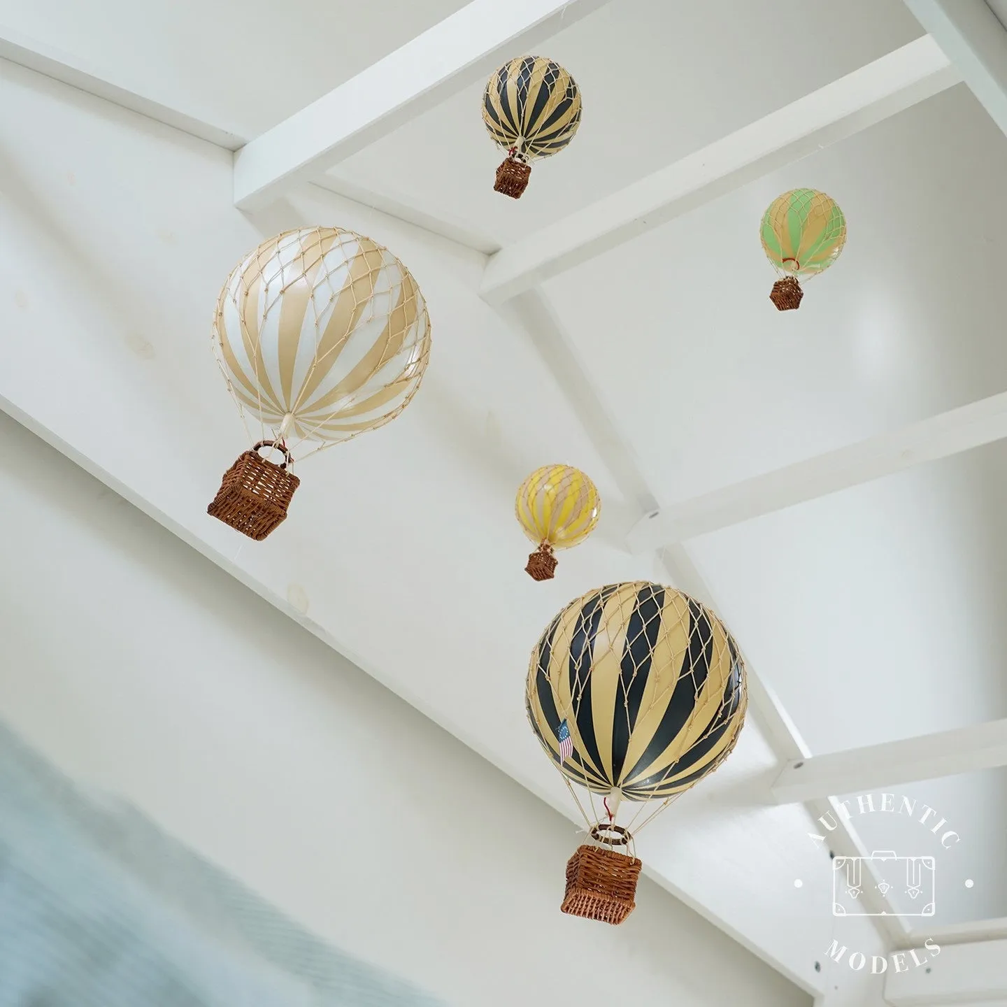 Authentic Models Floating The Skies. Lavender - Hot Air Balloon Hanging Decor - 13cm