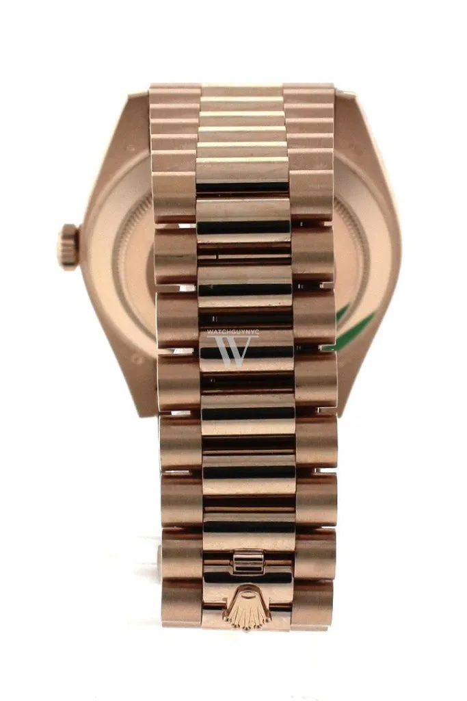 Rolex Day-Date 40 Sundust Stripe Dial 18K Everose Gold Men's Watch 228235 DC