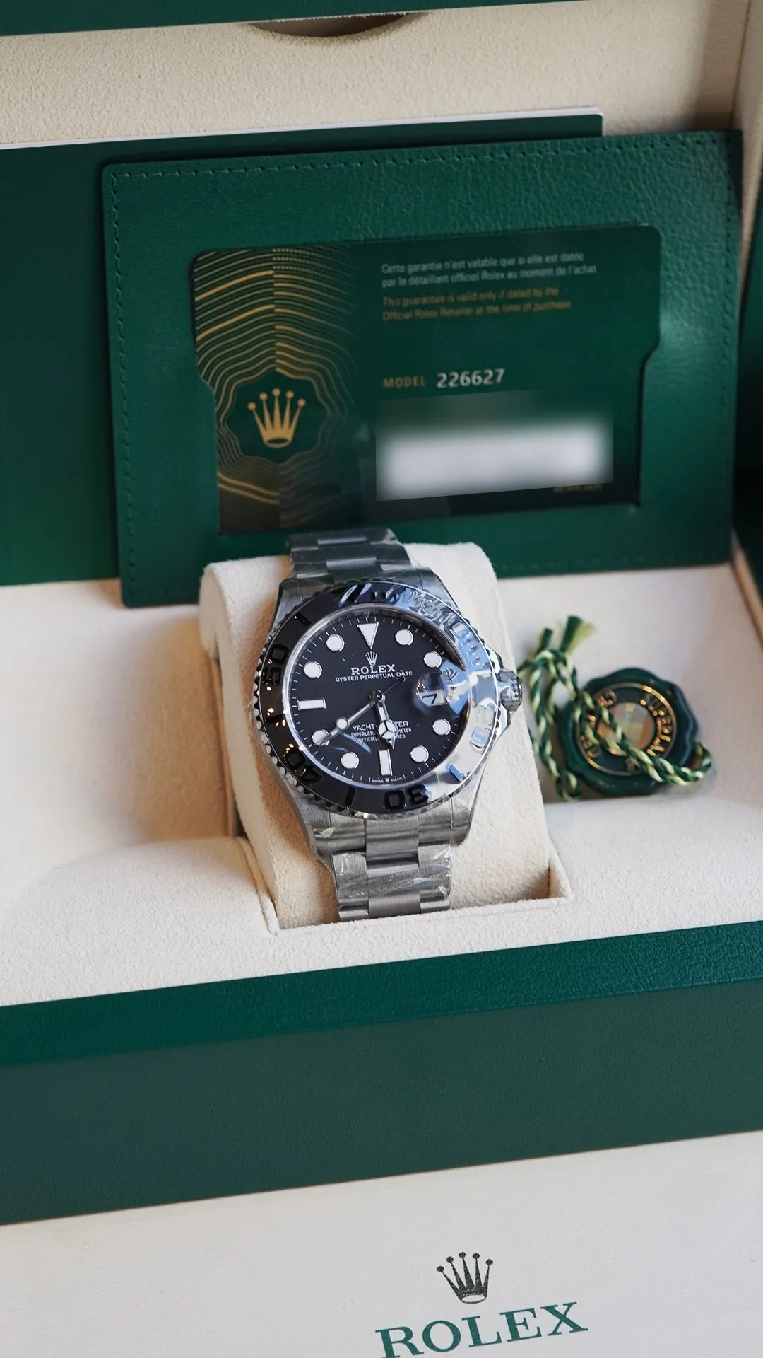 Rolex Yacht Master42 Intense Black Dial Titanium Mens Watch 226627